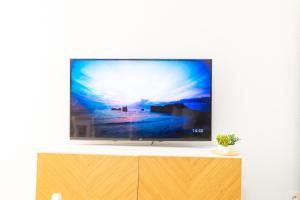 Águilas Centro Ciudad y Junto a la Playa La Colonia - By Aloha Palma