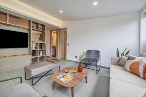 Apartamentos Oslo Tesoro by HOUSY HOST