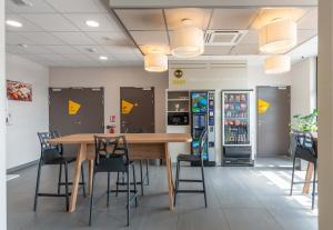 Hotels B&B HOTEL Montelimar Sud : photos des chambres
