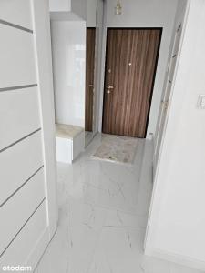 Luxury building & apartament, near metro, parking