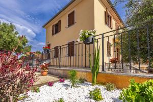 Apartment Baran - 3hvězdičkové hotely ve městě Čižići