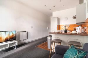 Charming 1 Bed Apartment in Central Blackburn