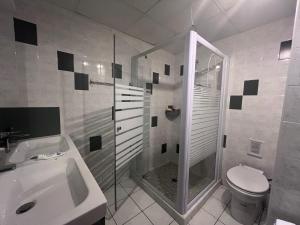 2 Bed apartment on the Dordogne River