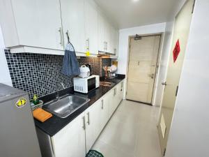 Sea Residences Condominium by Kristinas Apartment