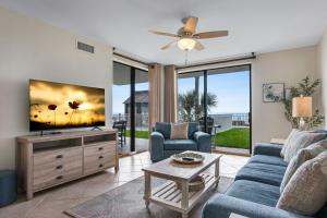 Romar Place 102 by Vacation Homes Collection