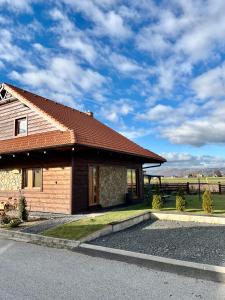 DREVENÁ CHALÚPKA Slovenský raj HRABUŠICE