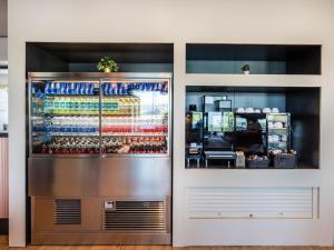 B&B HOTEL Zürich Airport