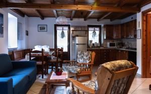 Two-Bedroom Apartment with Valley View (6 Adults) room in Case Gran Paradiso Rhemes Saint Georges