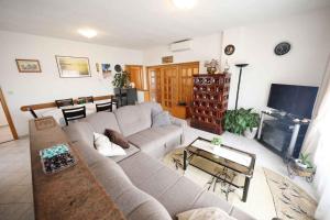 Apartments in Mali Iz - Insel Iz 53386