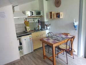 Les Marronniers Charmant petit appartement a La Tour dAigues Vaucluse