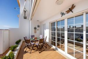 CoolHouses Luz, Lovely 3 Bed Townhouse & sea views, Casa Baía da Vida