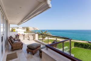 CoolHouses Algarve Luz, Ocean front 4 Bed house w pool, Casa da Pipa