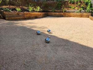 Maisons de vacances Maison de charme avec terrain de petanque : photos des chambres