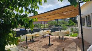 Brodarica Apartments Near the Beach