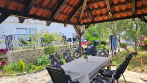 Brodarica Apartments Near the Beach