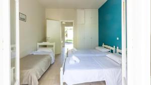 Konstantinos Pool & Fun Apartments