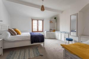 Fishermans Cottage by the sea