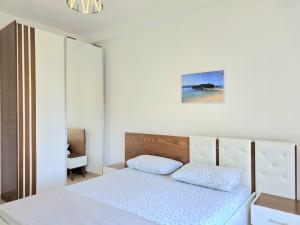 Your Home by the Sea 091