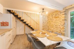 Maisons d'hotes Le Gite Ozalee - Domaine Helaku : photos des chambres