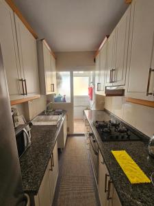 Habitación privada cómoda centro málaga vialia estación de tren María Zambrano y también cerca a la playa