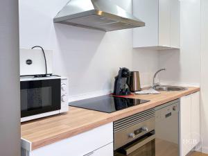 Apartment with Terrace room in MyFlats Premium Beachside