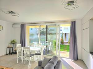 Lalzit Bay Hideaway 299