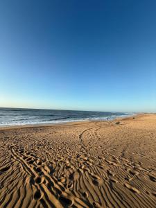 Les Perles de Tamaris Beach access Pools