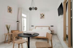 Sonder by Marriott Bonvoy Santa Ana Apartments Las Letras