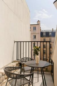 Appart'hotels Quintinie Hotel 15th Arrondissement, Sonder by Marriott Bonvoy : Studio Apartment with Twin Bed and Balcony