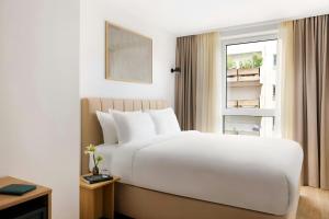 Hotels Yvette Hotel Porte de Versailles, Sonder by Marriott Bonvoy : photos des chambres