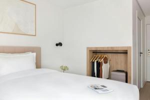 Hotels Yvette Hotel Porte de Versailles, Sonder by Marriott Bonvoy : photos des chambres
