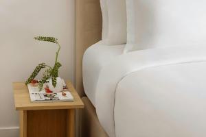 Hotels Yvette Hotel Porte de Versailles, Sonder by Marriott Bonvoy : photos des chambres