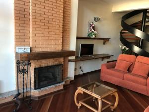 Apto Dijon, Duplex , no centro Capivari - By Hostyn