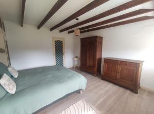 Maisons de vacances Chez Madeleine - Maison 11 pers. Parc arbore 3000M² : photos des chambres