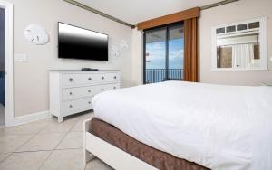 Phoenix X 1503 condo