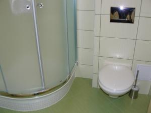 Chaty Hldočín, Uhliská, Ostražica, Zmrazov