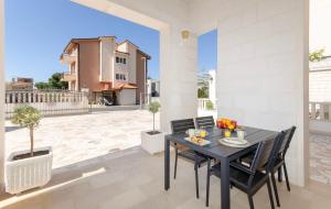 Apartments and Rooms Kapulica