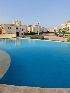 شالية استوديو للايجار في الساحل الشمالي قرية ديمورا