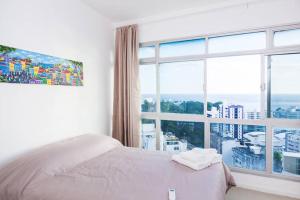 Luxury Surround Sea View Apartment