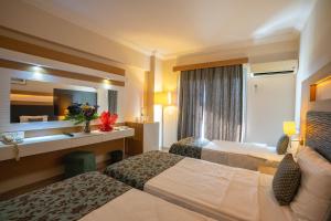 Marbel Hotel by PalmWings