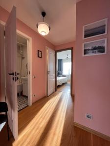 SUNSET Apartment Near Sea - Family Friendly space with Bath and Good Coffee