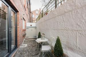 23A City Walls Chester