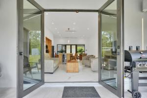 1902 Della Dr - 4hvězdičkové hotely ve městě Naples