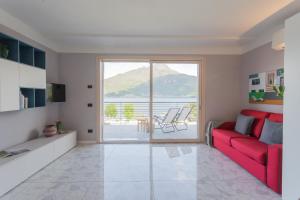 Misultin House & Swimming pool, Luxury in Lake Como by RentComo