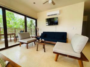 Condo Family in the jungle with cenotes and big pool