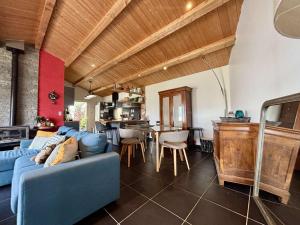 Maisons de vacances Maison 4 pieces avec parking et terrasse a Saint Georges d-Oleron - FR-1-246A-355 : photos des chambres