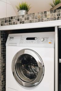 DINBNB Apartments l 200m to Bryggen l Luxury 2 BR l 2min to Floibanen