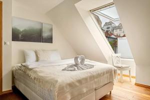 DINBNB Apartments l 200m to Bryggen l Luxury 2 BR l 2min to Floibanen