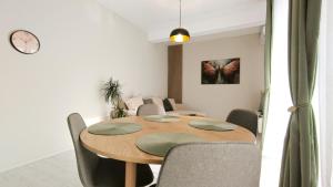 Vista Mamaia Boutique Green&Cozy - Rooftop pool and parking