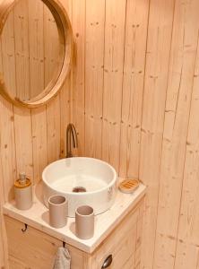 Lodges Roulotte et Tiny house : photos des chambres